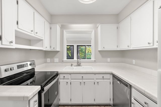 3000 Hillsboro Pike Apt 45, Nashville, TN 37215