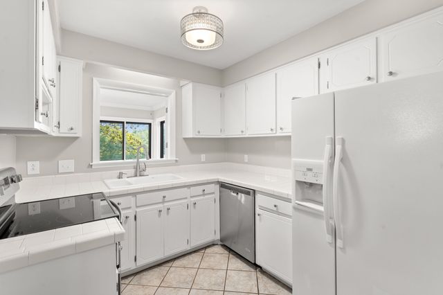 3000 Hillsboro Pike Apt 45, Nashville, TN 37215