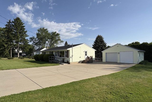 641 Janesville Street, Oregon, WI 53575