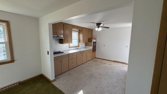 641 Janesville Street, Oregon, WI 53575