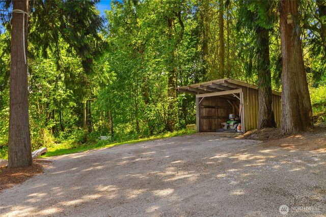 11946 Case Road SW, Olympia, WA 98512