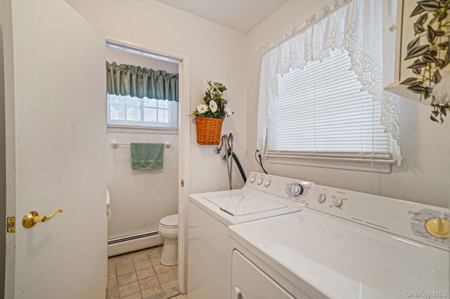 62 Canterbury Drive, Hauppauge, NY 11788