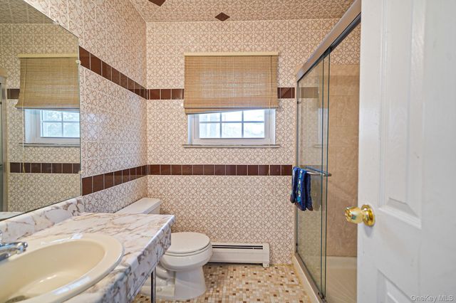 62 Canterbury Drive, Hauppauge, NY 11788