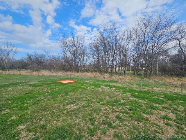 19271 S 4079 Road, Claremore, OK 74019