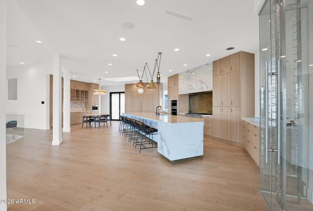 5632 N CAMELBACK CANYON Drive, Phoenix, AZ 85018