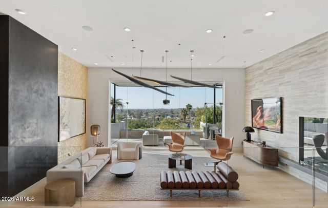 5632 N CAMELBACK CANYON Drive, Phoenix, AZ 85018