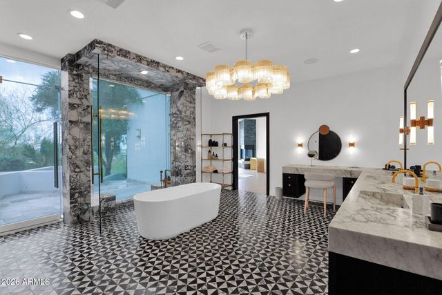 5632 N CAMELBACK CANYON Drive, Phoenix, AZ 85018