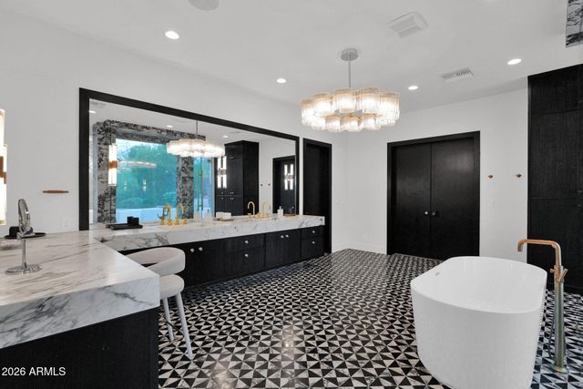 5632 N CAMELBACK CANYON Drive, Phoenix, AZ 85018