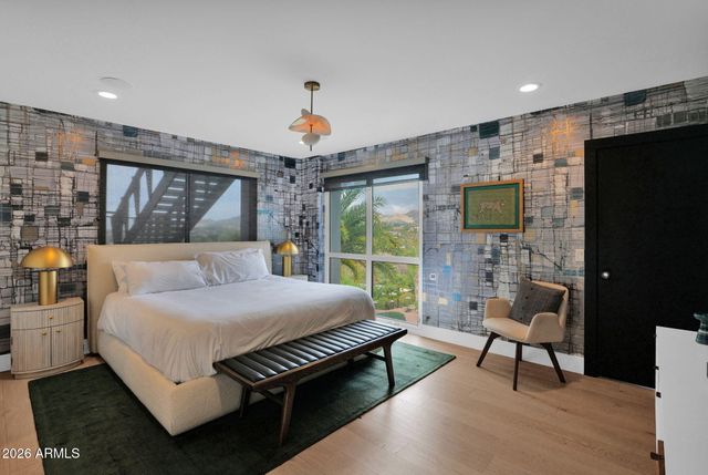 5632 N CAMELBACK CANYON Drive, Phoenix, AZ 85018