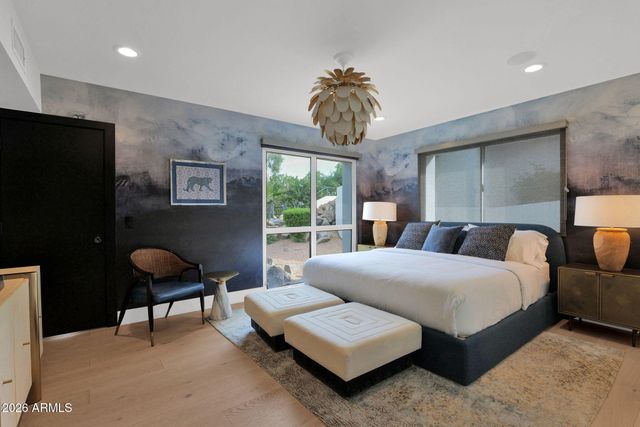 5632 N CAMELBACK CANYON Drive, Phoenix, AZ 85018