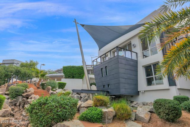 5632 N CAMELBACK CANYON Drive, Phoenix, AZ 85018