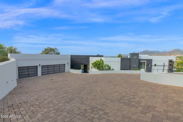 5632 N CAMELBACK CANYON Drive, Phoenix, AZ 85018