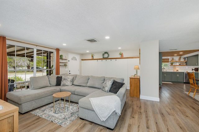 12600 CANTON AVENUE, Hudson, FL 34669
