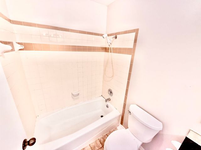 5025 S 163rd Street, Omaha, NE 68135