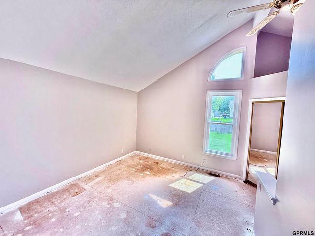 5025 S 163rd Street, Omaha, NE 68135