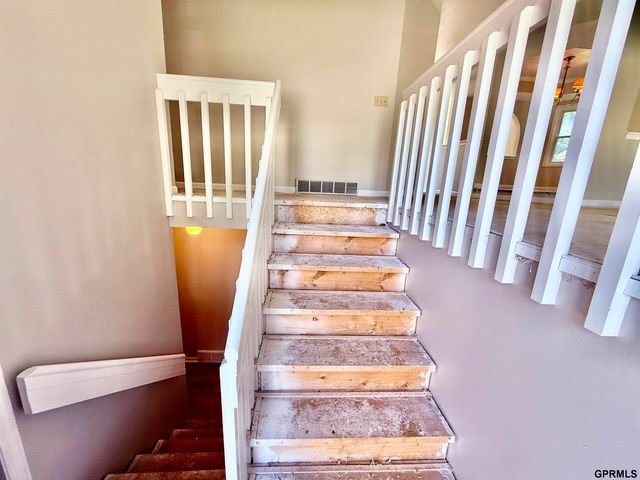 5025 S 163rd Street, Omaha, NE 68135