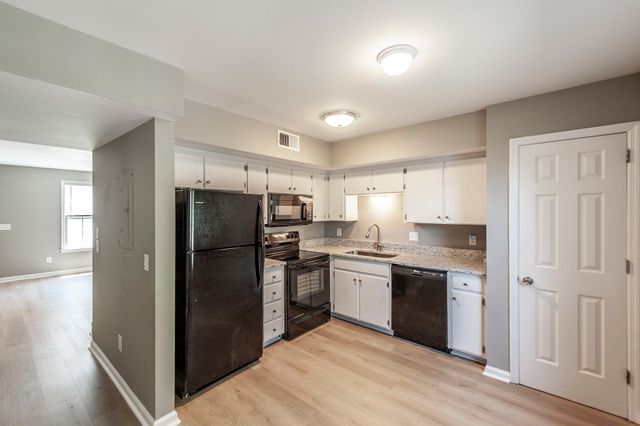 406 Woodsman Ct, Nashville, TN 37214