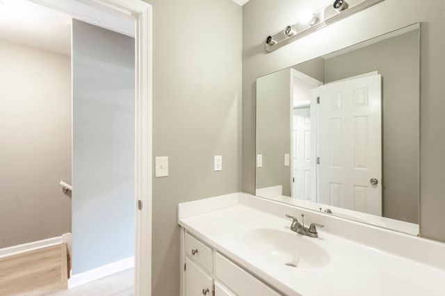 406 Woodsman Ct, Nashville, TN 37214