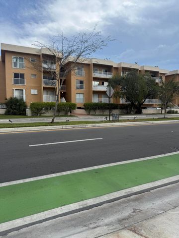 17051 NE 35th Avenue 307, North Miami Beach, FL 33160