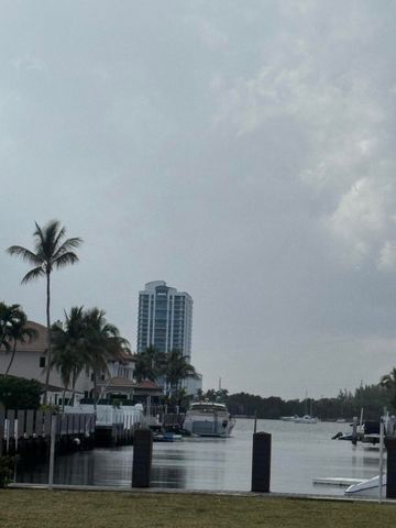 17051 NE 35th Avenue 307, North Miami Beach, FL 33160