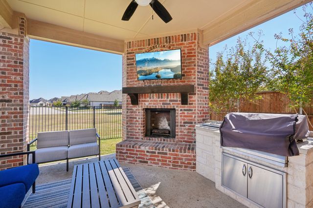 117 Crestbrook Drive, Rockwall, TX 75087