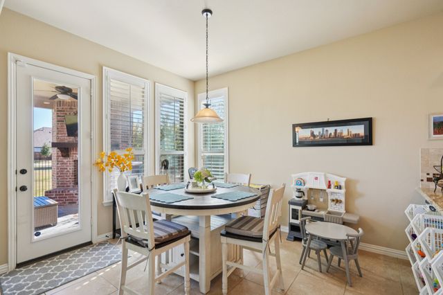 117 Crestbrook Drive, Rockwall, TX 75087