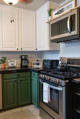 1225 S Brazos Street, Weatherford, TX 76086