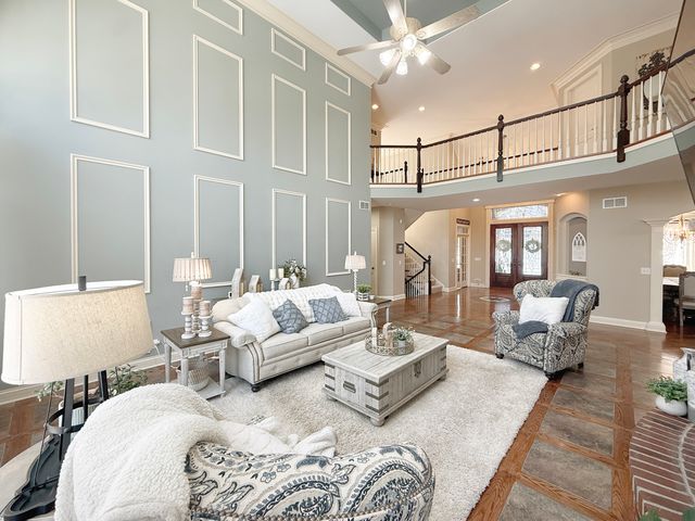 691 Reserve Court, South Elgin, IL 60177