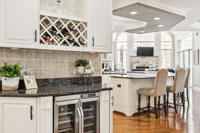 691 Reserve Court, South Elgin, IL 60177