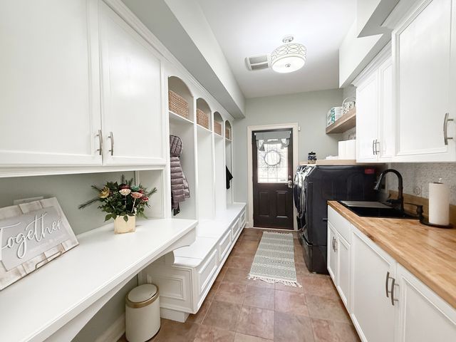 691 Reserve Court, South Elgin, IL 60177