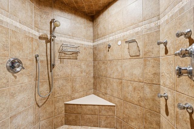 691 Reserve Court, South Elgin, IL 60177