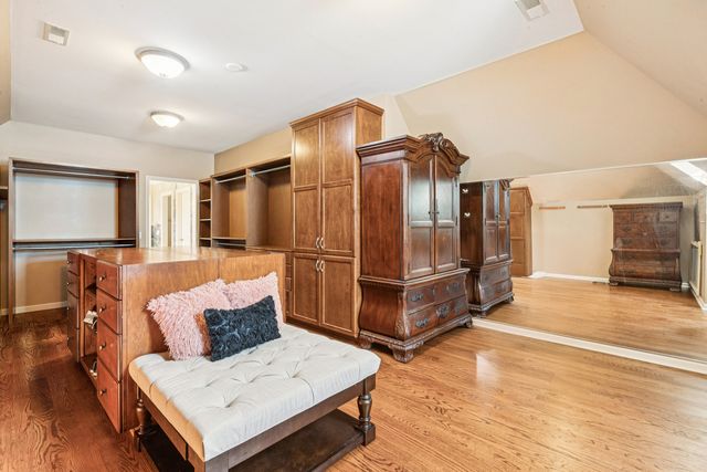 691 Reserve Court, South Elgin, IL 60177