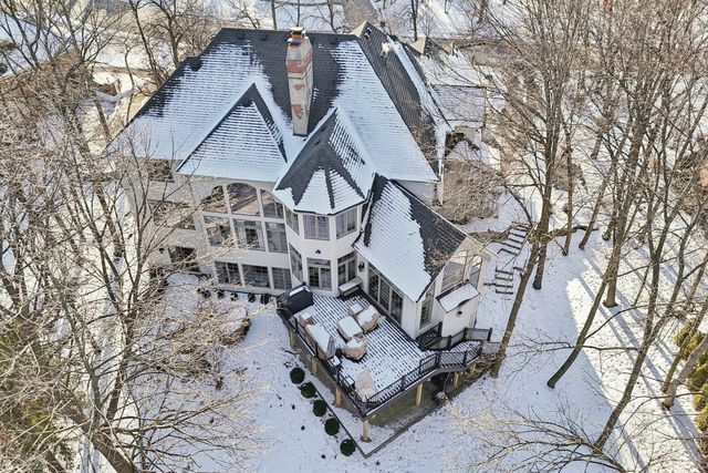 691 Reserve Court, South Elgin, IL 60177