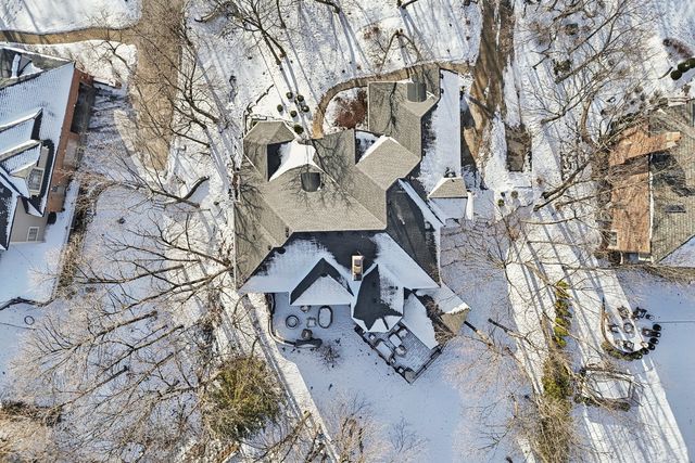 691 Reserve Court, South Elgin, IL 60177