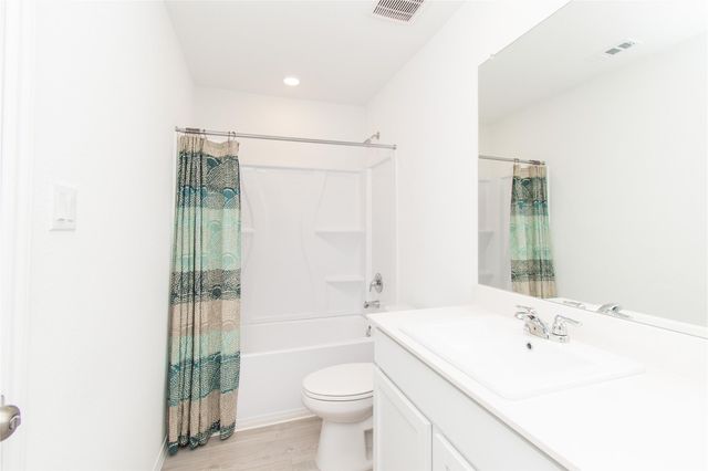 539 Commander Abbott DR, Jarrell, TX 76537