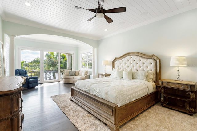 356 BELLEAIR DRIVE NE, St Petersburg, FL 33704