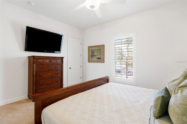 356 BELLEAIR DRIVE NE, St Petersburg, FL 33704