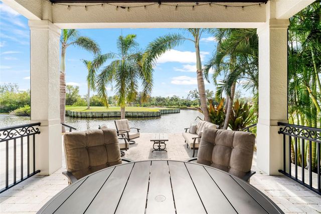 356 BELLEAIR DRIVE NE, St Petersburg, FL 33704