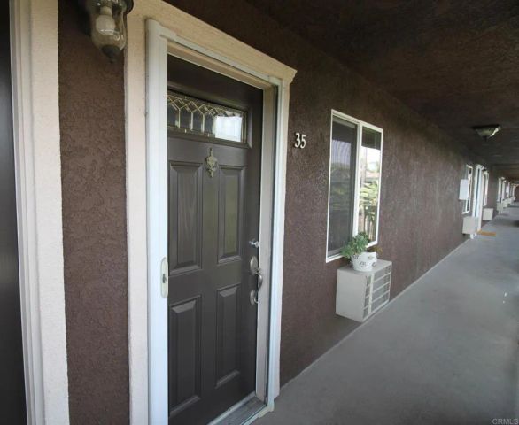 800 N Mollison Avenue 35, El Cajon, CA 92021