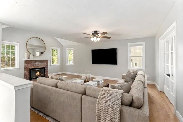 15 Freedom Trail, Mansfield, MA 02048