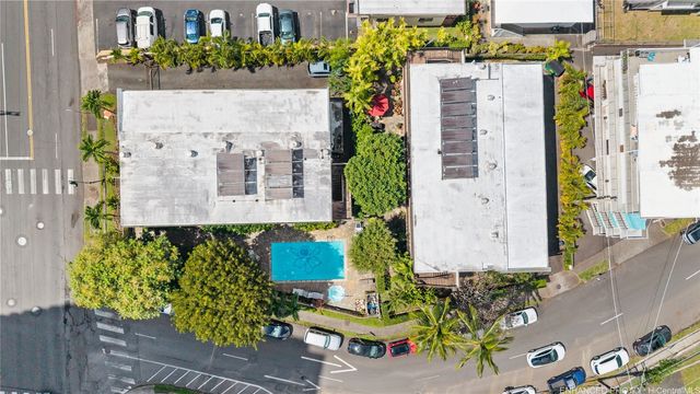 1190 Wilder Avenue 102, Honolulu, HI 96822