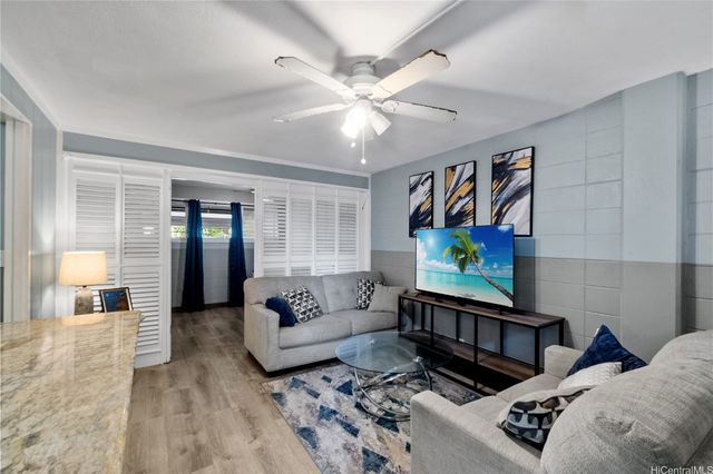 1190 Wilder Avenue 102, Honolulu, HI 96822