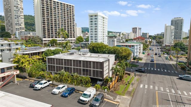 1190 Wilder Avenue 102, Honolulu, HI 96822