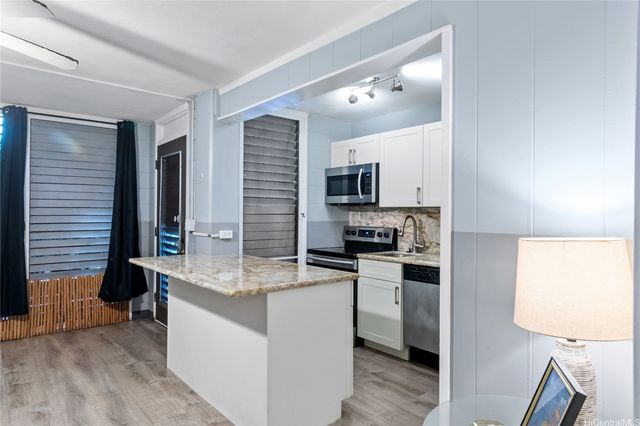 1190 Wilder Avenue 102, Honolulu, HI 96822