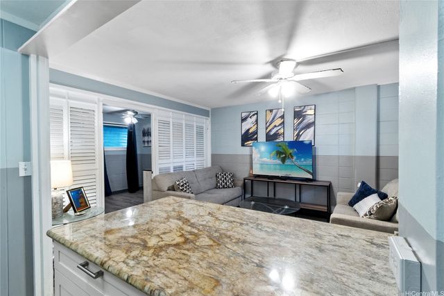 1190 Wilder Avenue 102, Honolulu, HI 96822