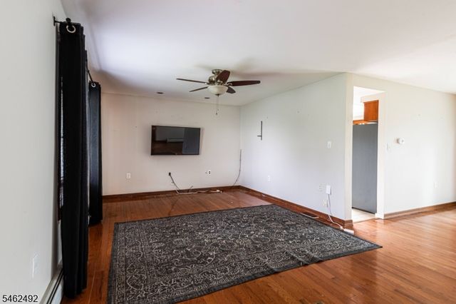 600 Montana Rd, Harmony Twp., NJ 08865