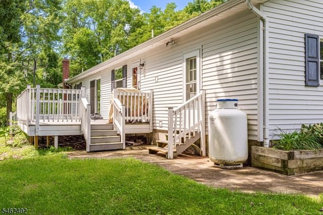 600 Montana Rd, Harmony Twp., NJ 08865
