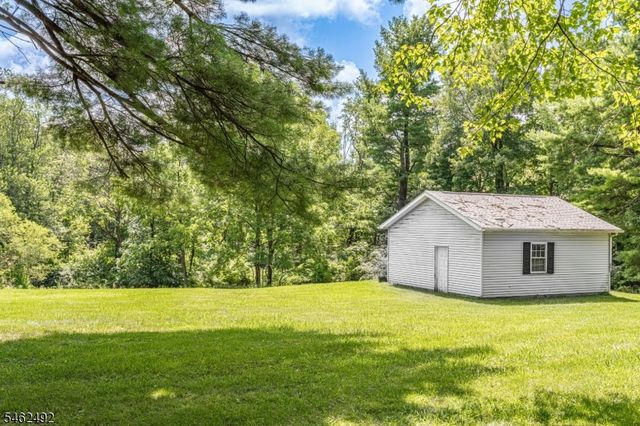 600 Montana Rd, Harmony Twp., NJ 08865