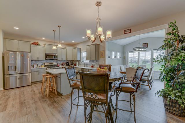 13272 Light Avenue, Dyer, IN 46311
