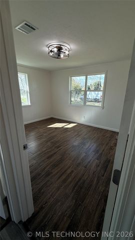 34 1st, Cartwright, OK 74731